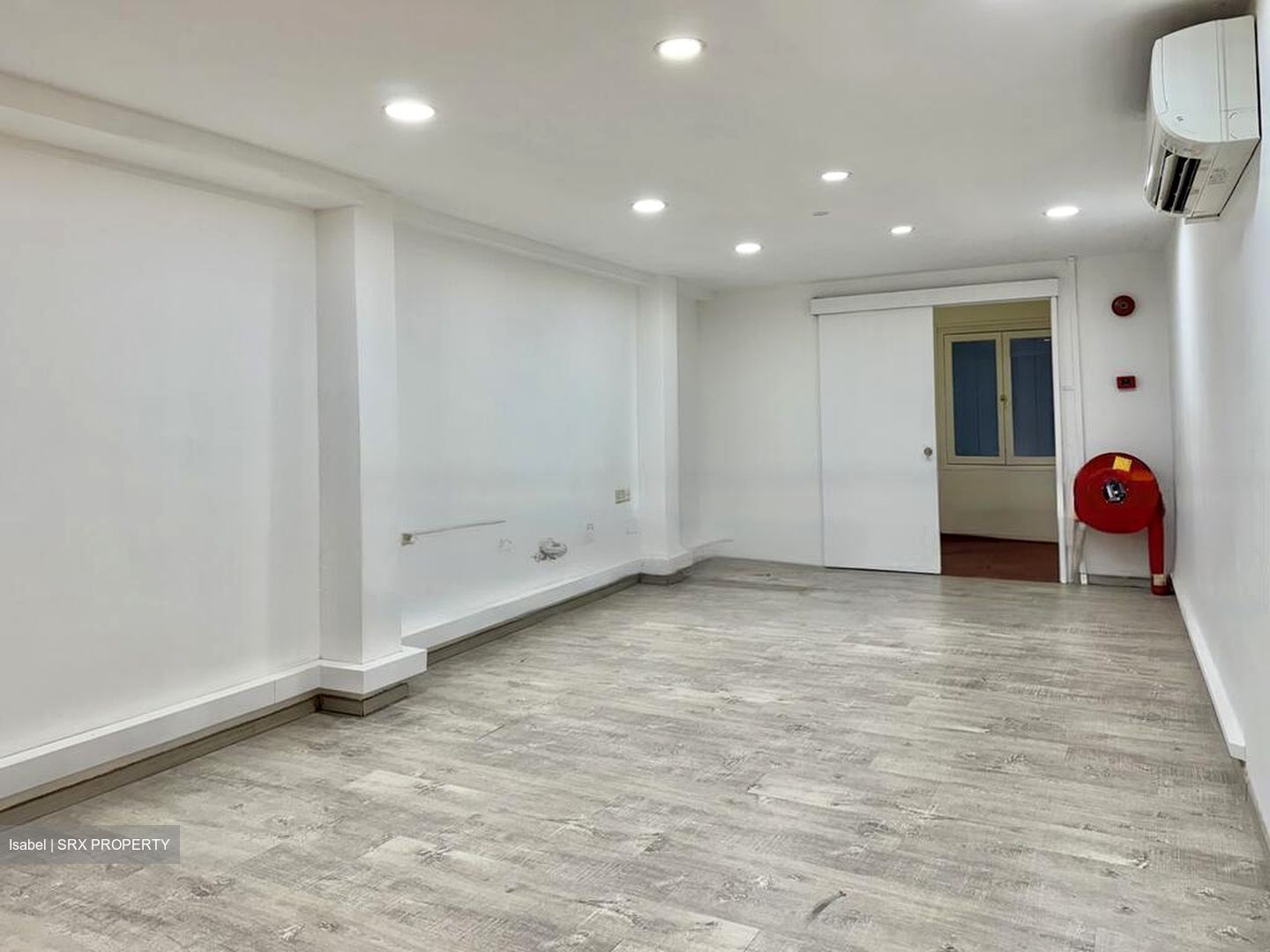 North Bridge Road (D7), Shop House #485131441